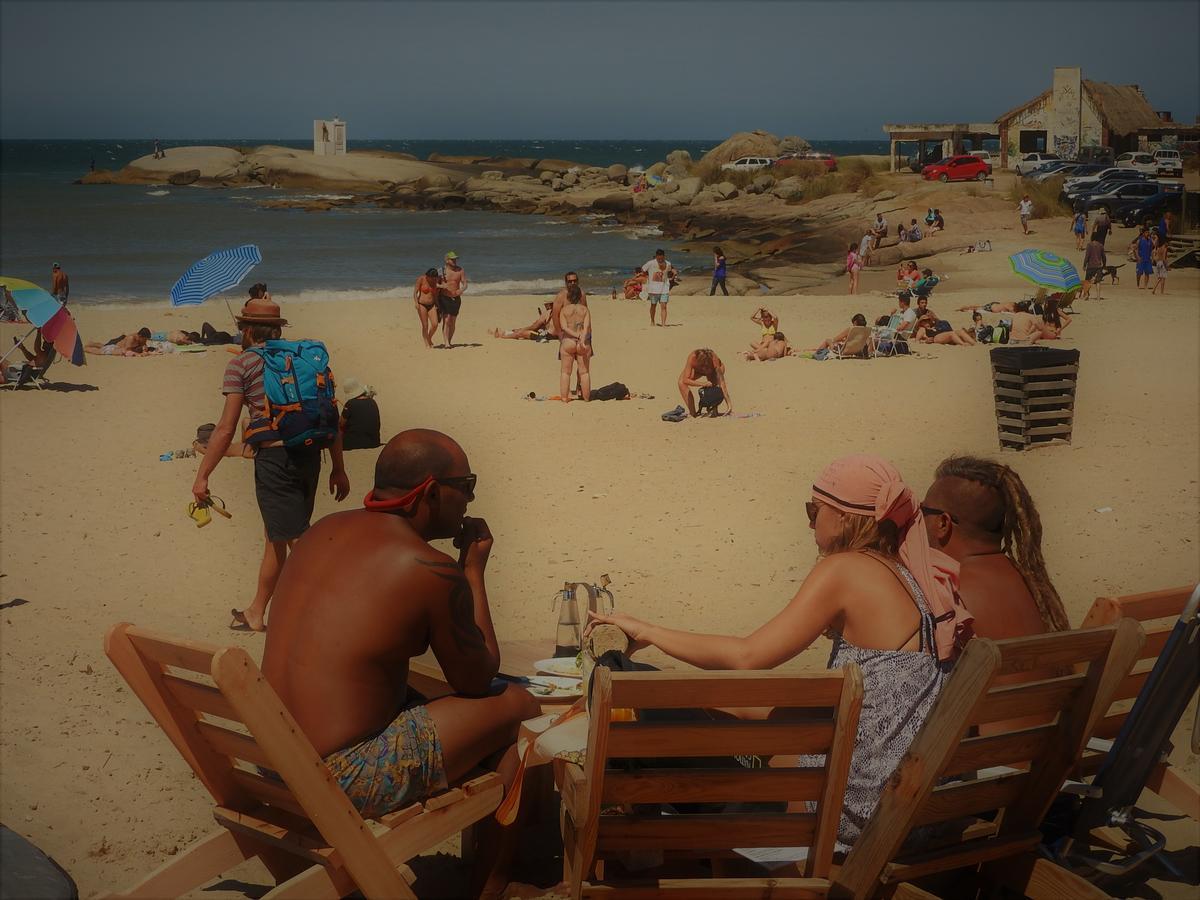 Complejo Viejo Blanco Hotel Punta Del Diablo Luaran gambar